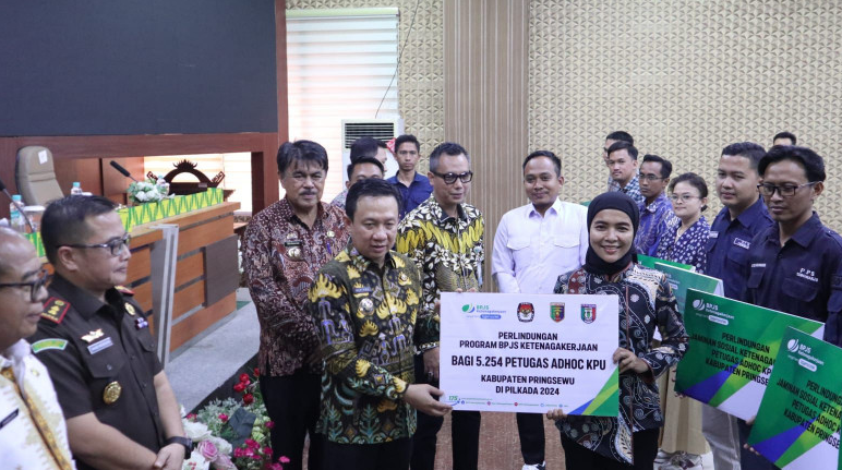Mantap, Pemkab Pringsewu Beri BPJS Ketenagakerjaan untuk PPK Hingga KPPS Pilkada 2024