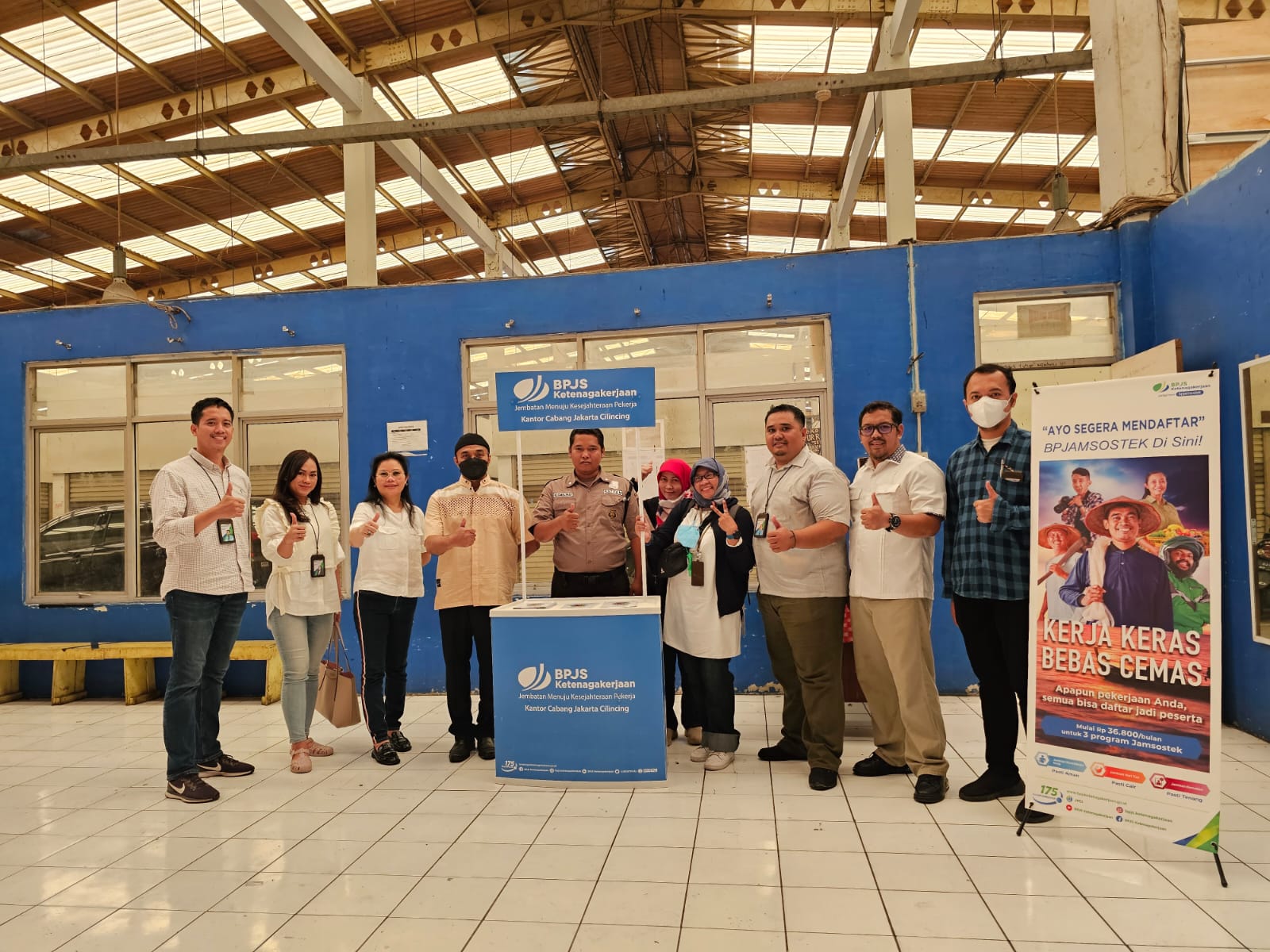 BPJamsostek Cilincing Kampanye Kerja Keras Bebas Cemas di Pasar Koja Baru